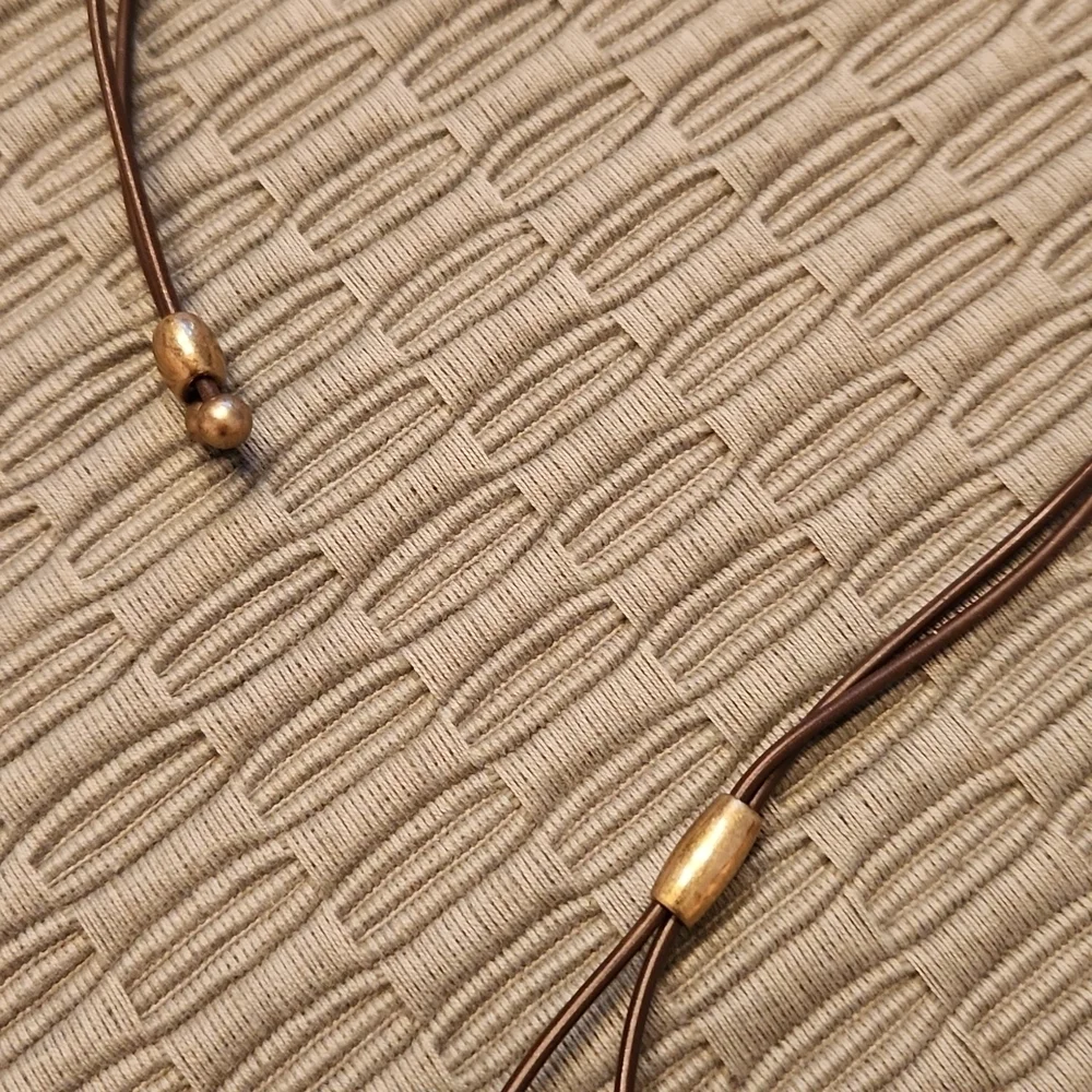 Vintage Black Cord Crystal Necklace - Picture 3 of 4